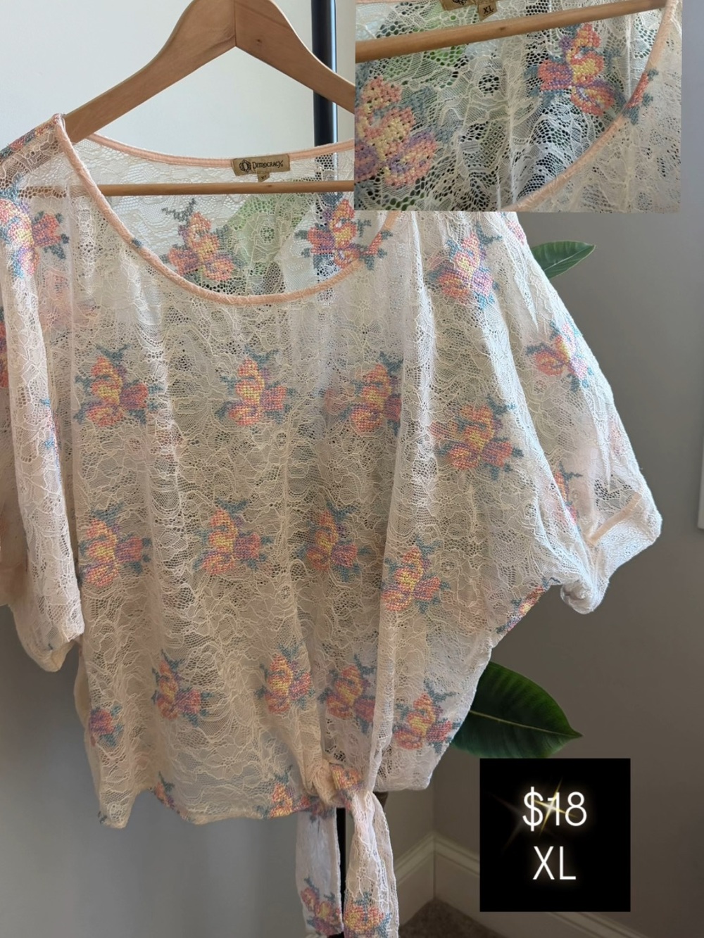 Democracy Lace Floral Tie-Hem Blouse - Cream